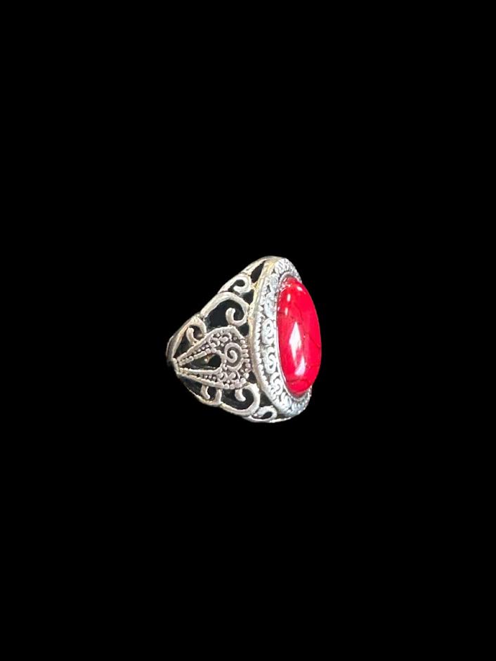 Men's Rings Size 10 (Red)