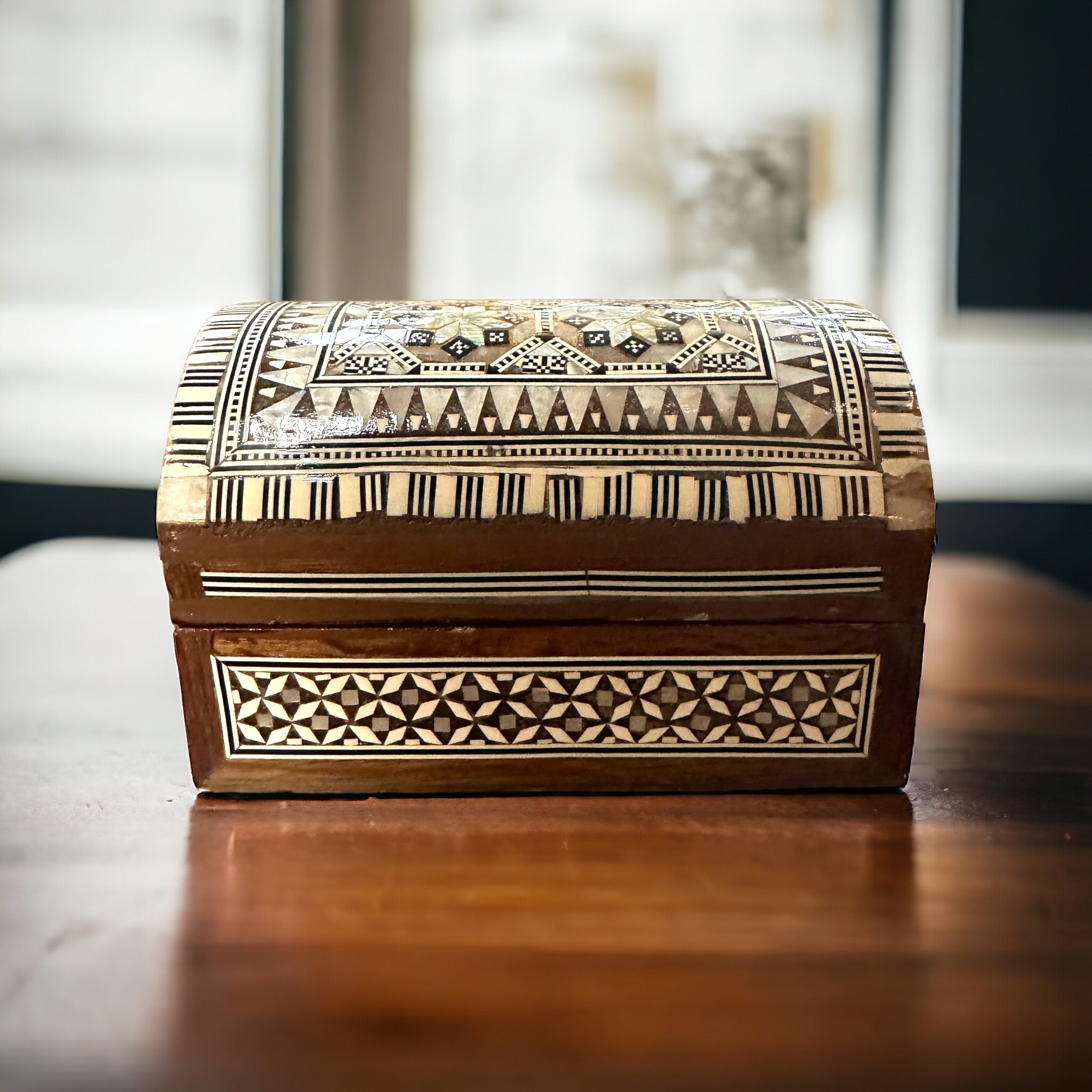 Egyptian Handmade Mother of Pearl Rectangular Inlay Chest