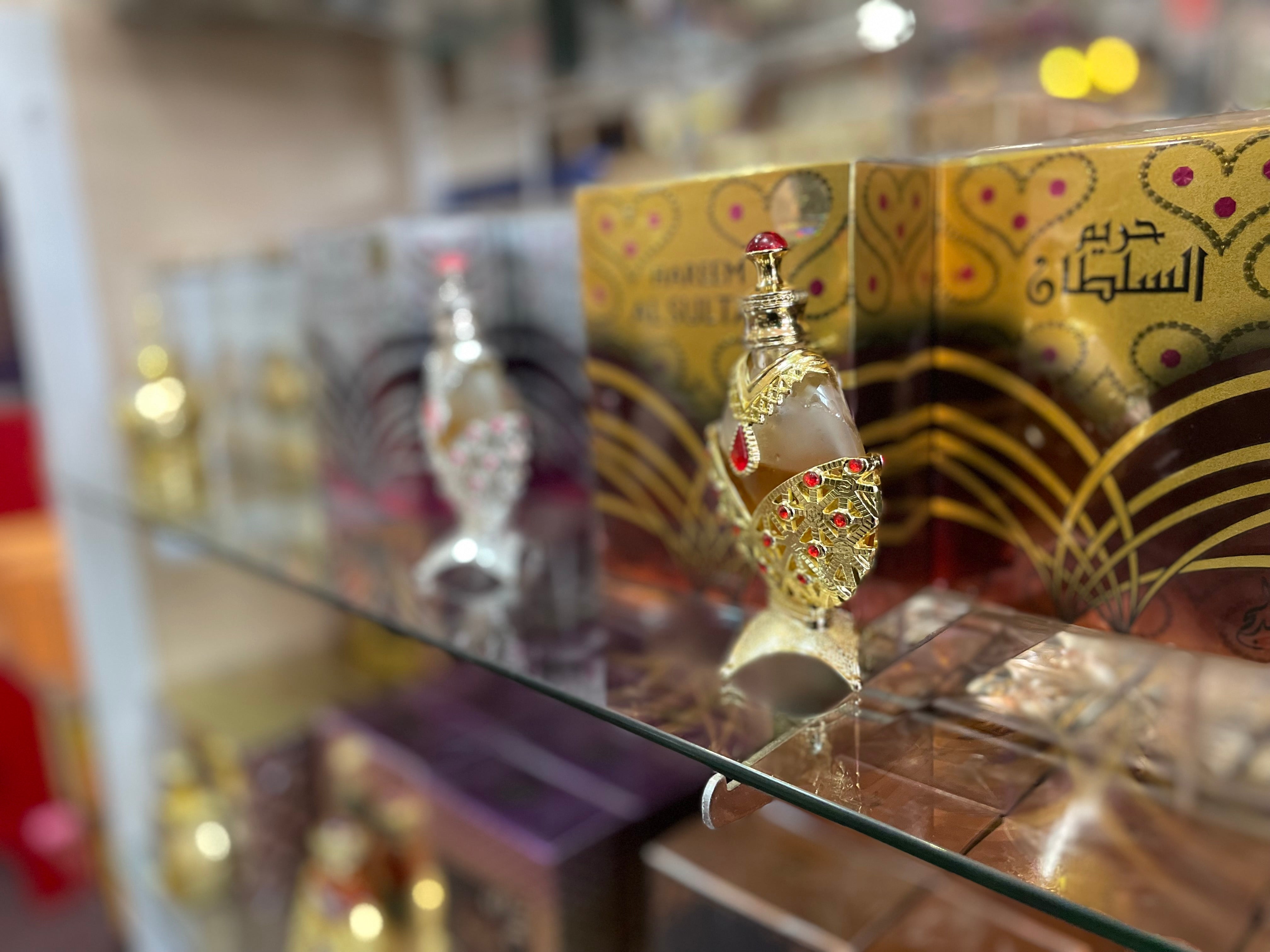 Khan El Khalili Warehouse Perfumes- Hareem Al Sultan Gold and Silver Pictured
